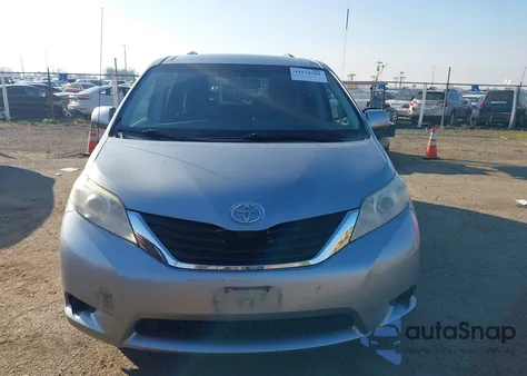 2012 Toyota Sienna Le V6 8 Passenger из США, поврежденный, VIN 5TDKK3DC3CS279132